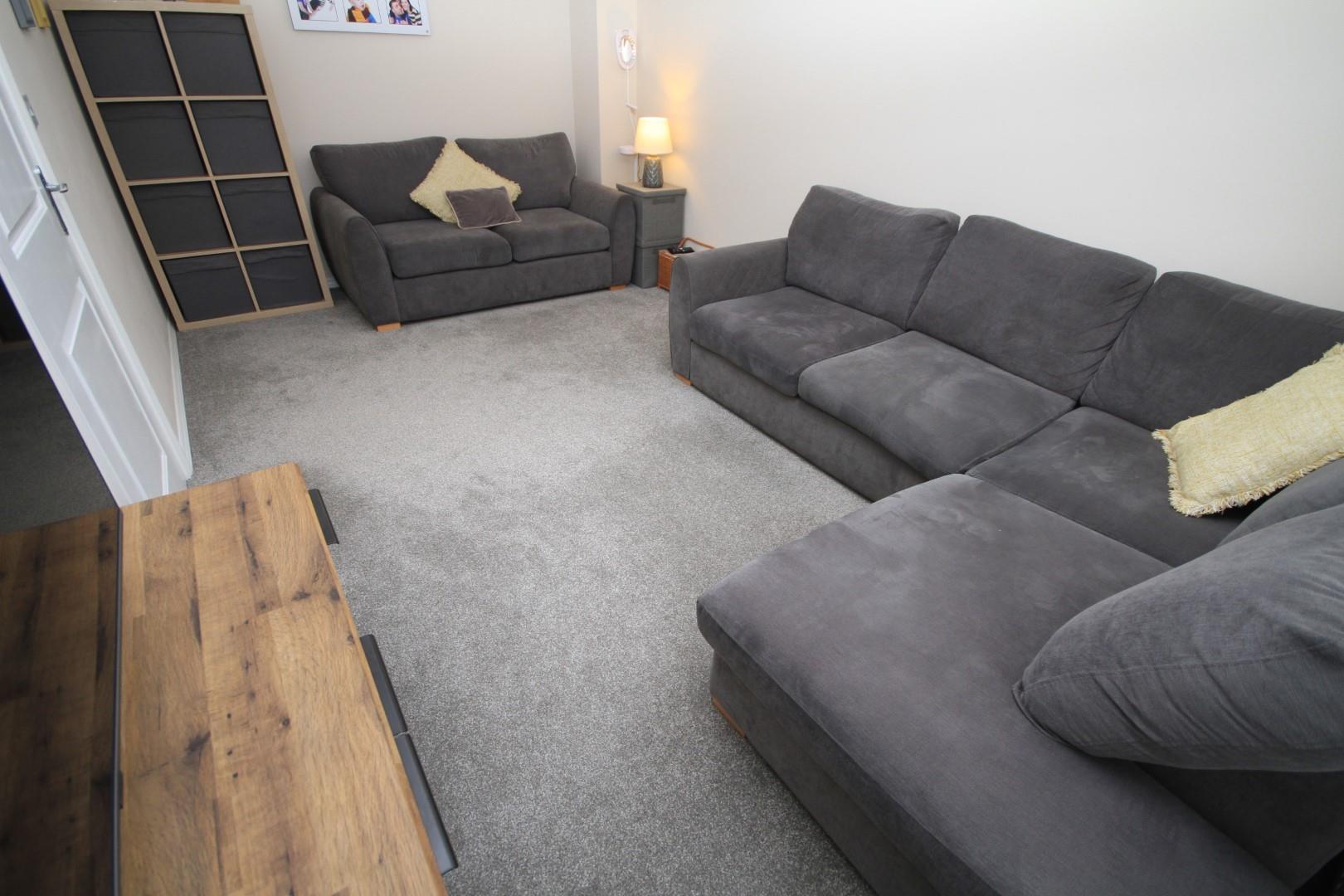 Myers Close, Idle, Sugdens Estate Agent